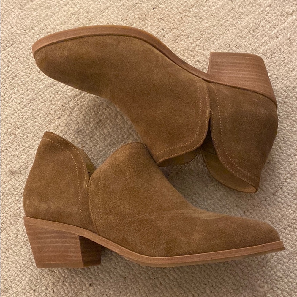 Nisolo Tan Suede Ankle Boots